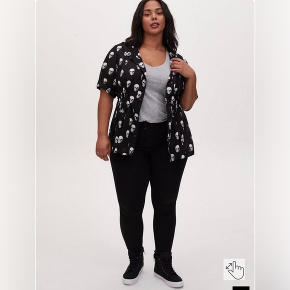 Torrid Womens Skull print Voile Anorak SZ 0 Plus size Hoodie - Picture 3 of 6